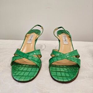 Isaac green crocodile